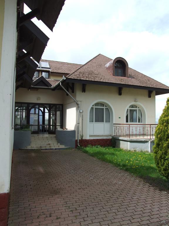 Aranyhid Hotel Balatonboglár Екстериор снимка